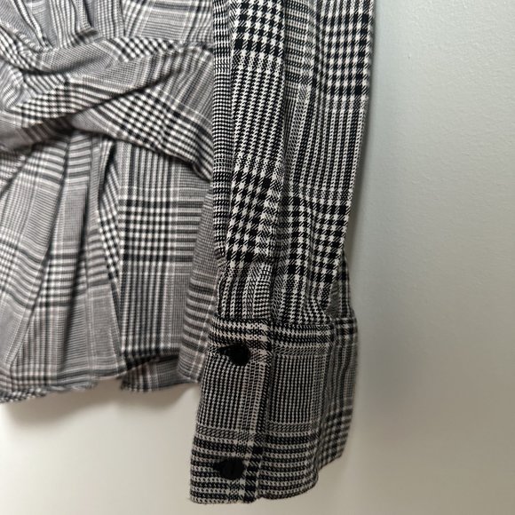 Plaid Zara Houndstooth Wrap Blouse - Picture 7 of 8